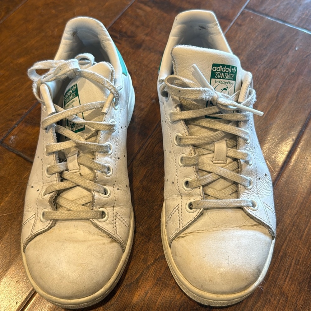 Stan smith sneaker with green